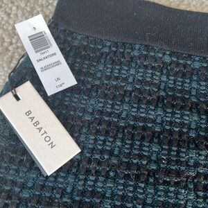 New with tags babaton skirt aritzia babaton